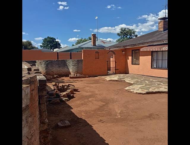 3 BEDROOM HOUSE FOR SALE IN VANDERBIJLPARK CW 6